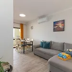 Daire Quaint View - Da Rocha *